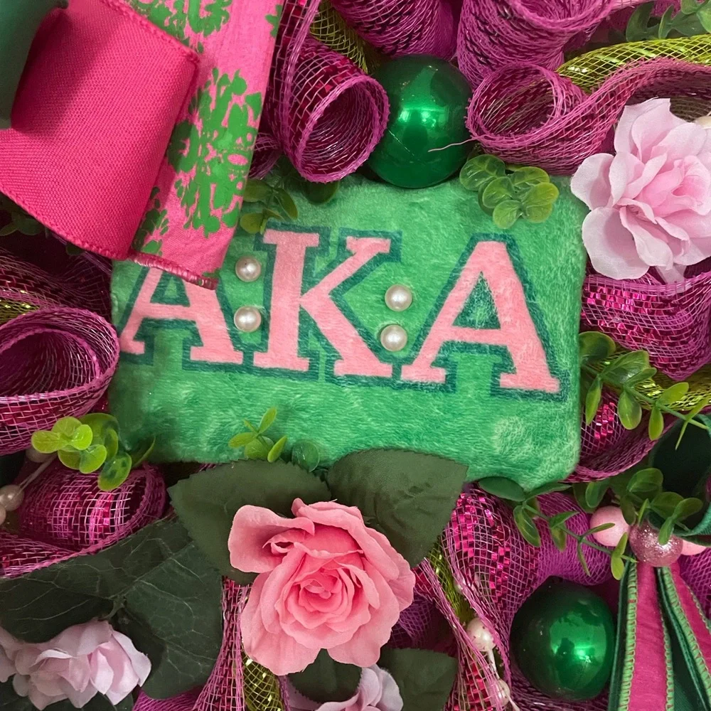 AKA SORORITY WREATH